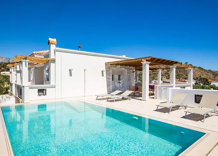 Villa Zetes Luxury *