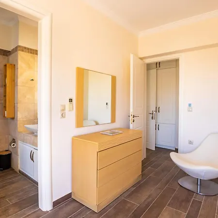 Zetes Luxury Villa
