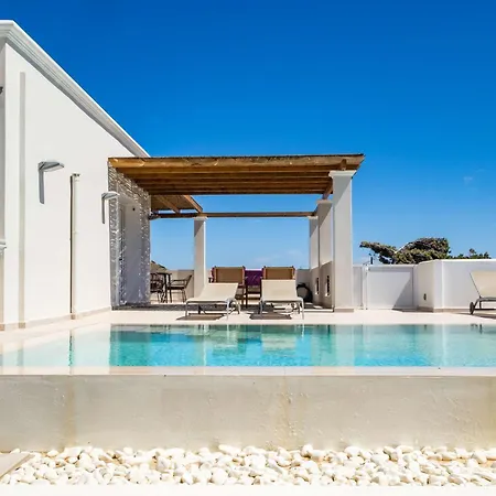 Villa Zetes Luxury *