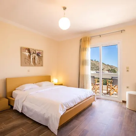 Villa Zetes Luxury *