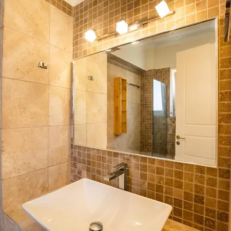 Villa Zetes Luxury *